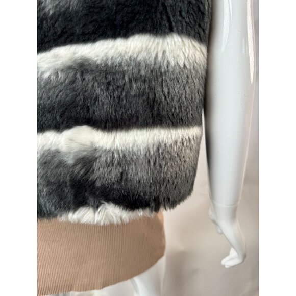 Annabelle New York Faux Fur Vest Black & White Striped Pattern Size Large - Picture 9 of 16